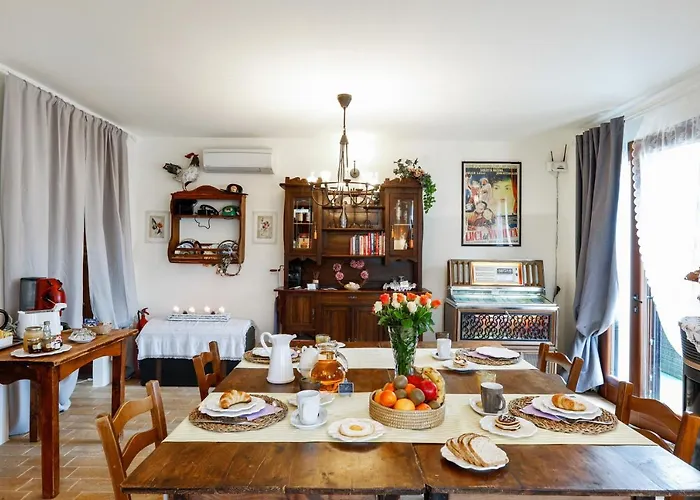 Della Lavanda 3* سان كليمنتي